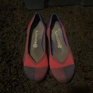 rothys red and black flats
